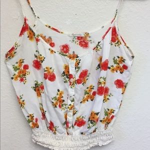 Hip & Heart Floral Crop Top - M